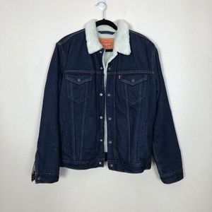 Levi’s denim trucker jacket Sherpa lined dark wash